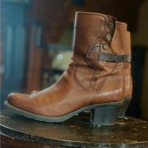 Clark Fall Boots